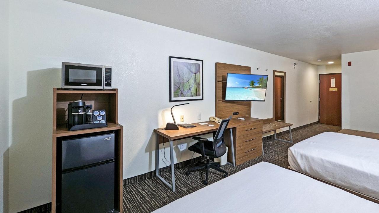 Estherville Hotel&Suites Extérieur photo