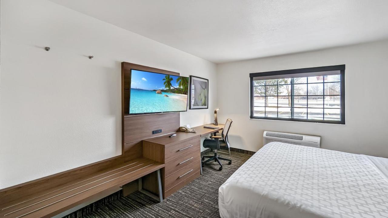 Estherville Hotel&Suites Extérieur photo